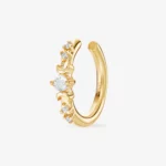Kolczyk typu earcuff Elena w kolorze białym